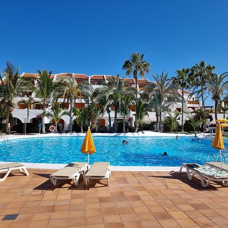Studio Apartment No 1 Directly On The Beach And Sea, Terrace, Heated Pool, Wifi Playa de las Americas  Exterior photo